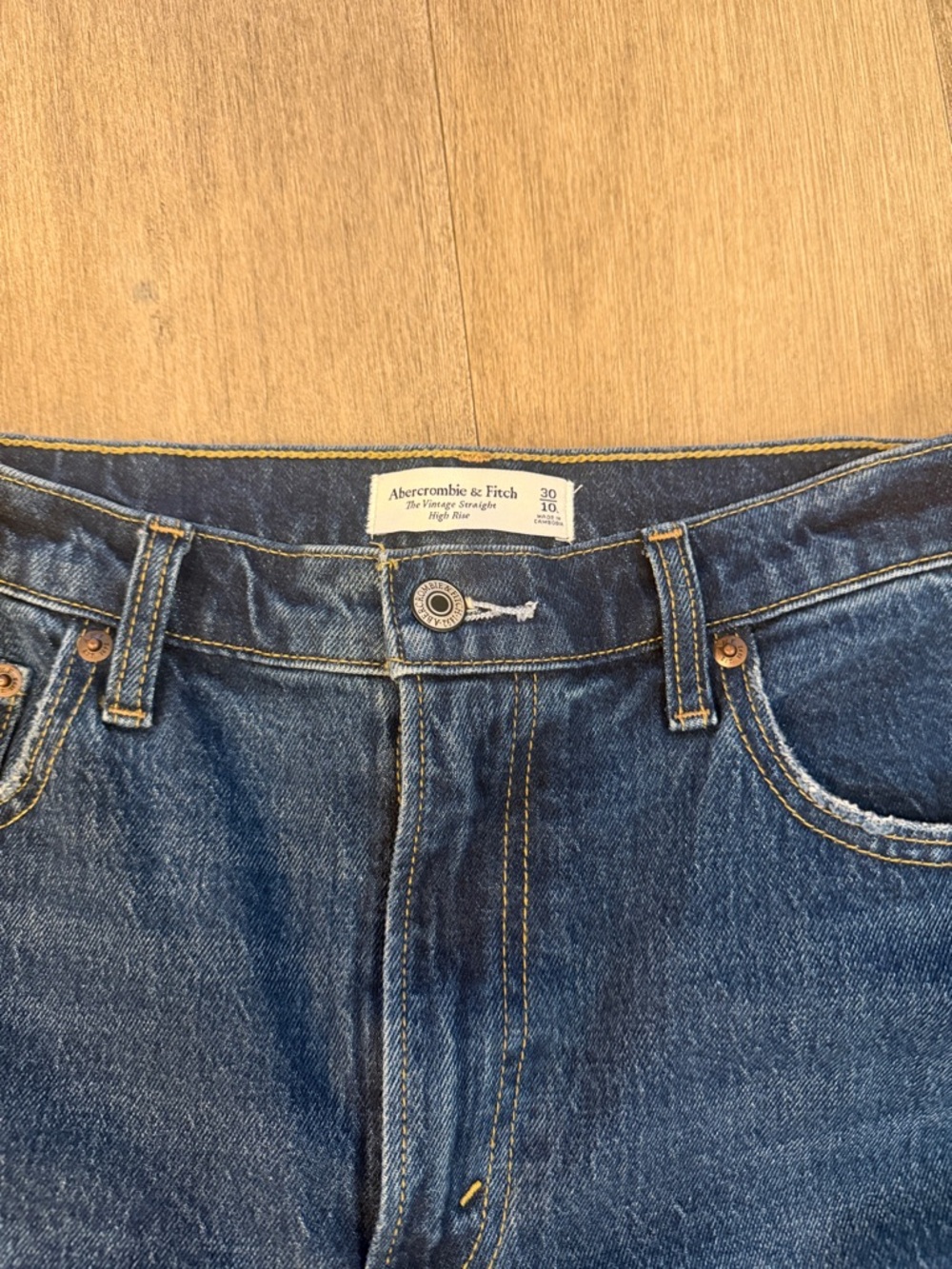 Abercrombie & Fitch Women’s High Rose Vintage Straight Dark Blue 30 Long